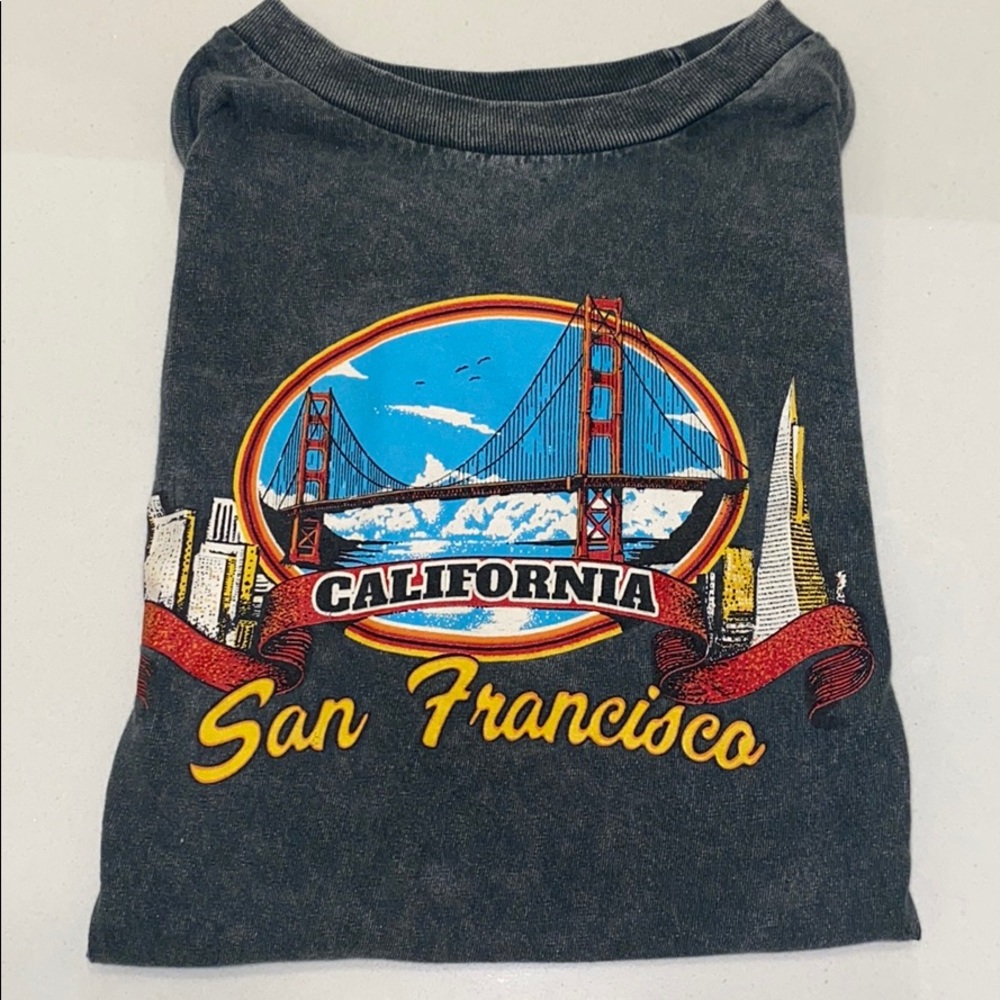 Graphic tee